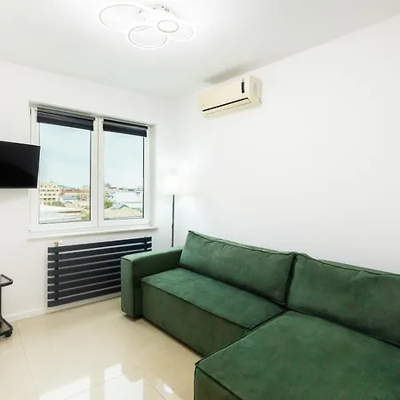 Apartment Lazys Haven Modern 3r In Center Bucharest