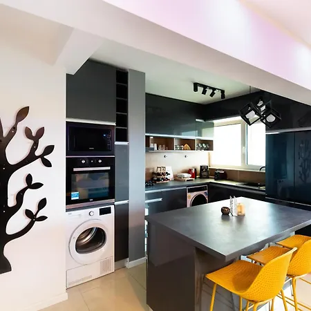 Lazys Haven Modern 3r In Center Apartment Bucharest