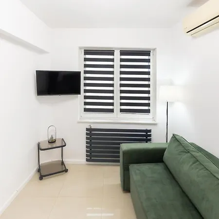 Lazys Haven Modern 3r In Center Apartment