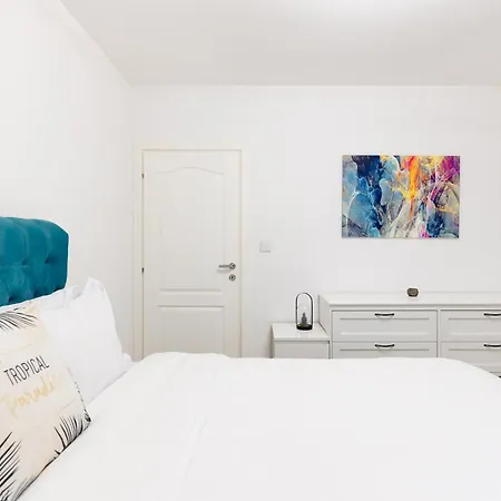 Lazys Haven Modern 3r In Center Apartment Bucharest